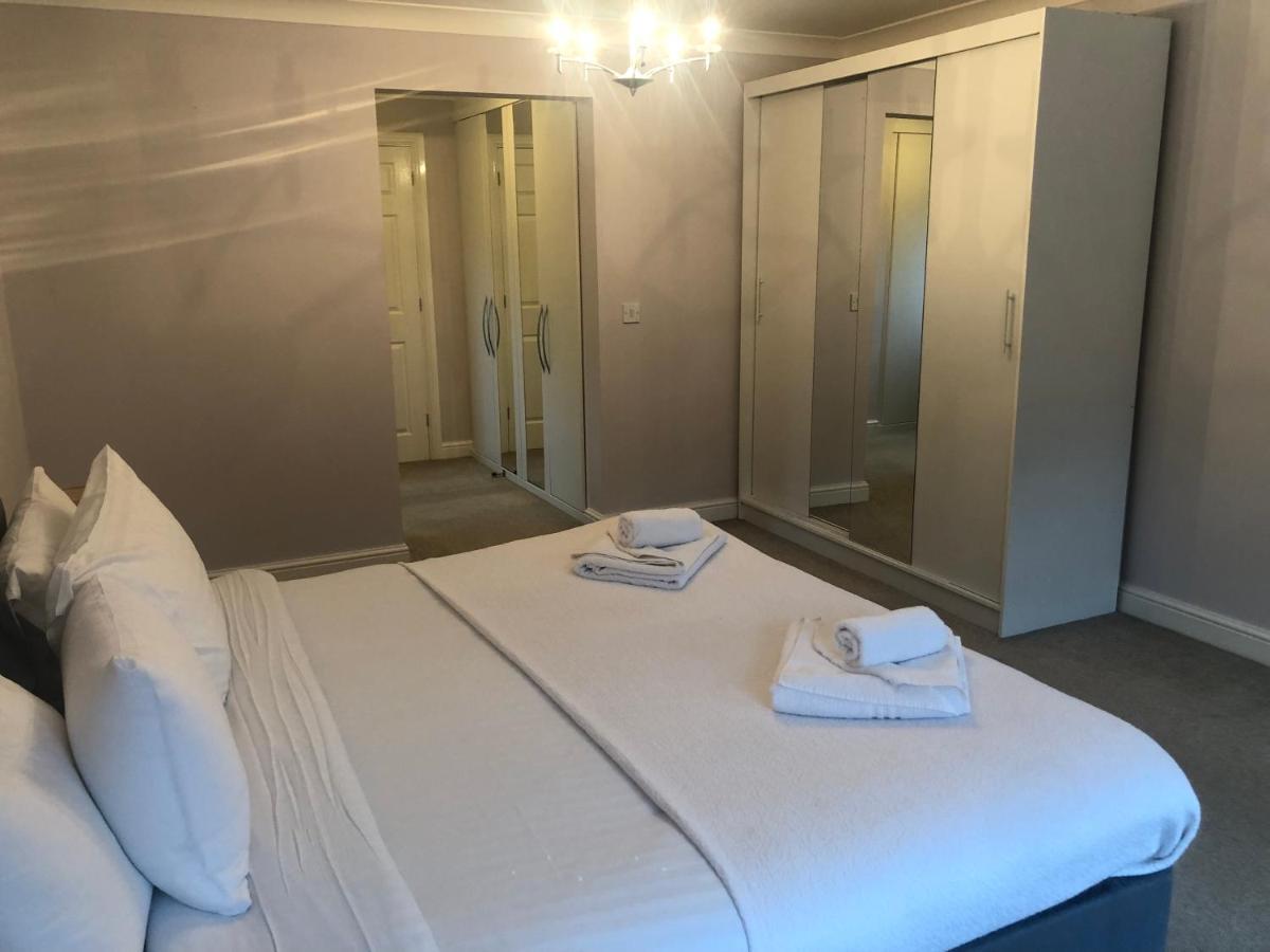 Cherry Tree House Уелингтън Екстериор снимка